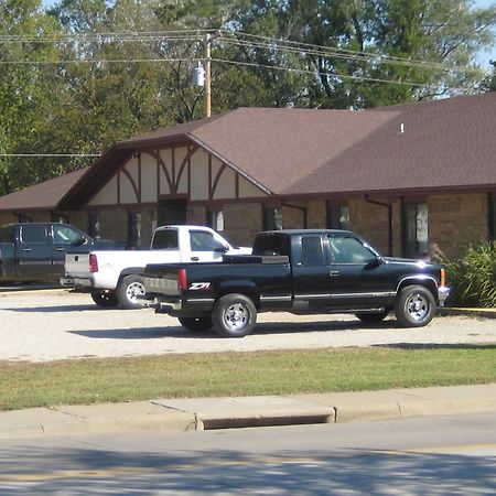 Coronado Motel & Rv Park Lindsborg Exterior foto