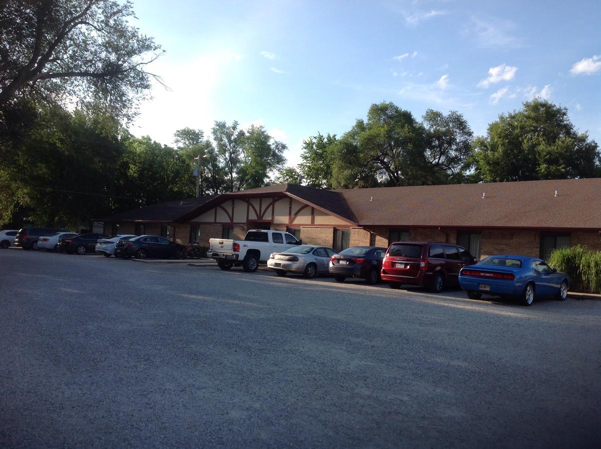 Coronado Motel & Rv Park Lindsborg Exterior foto